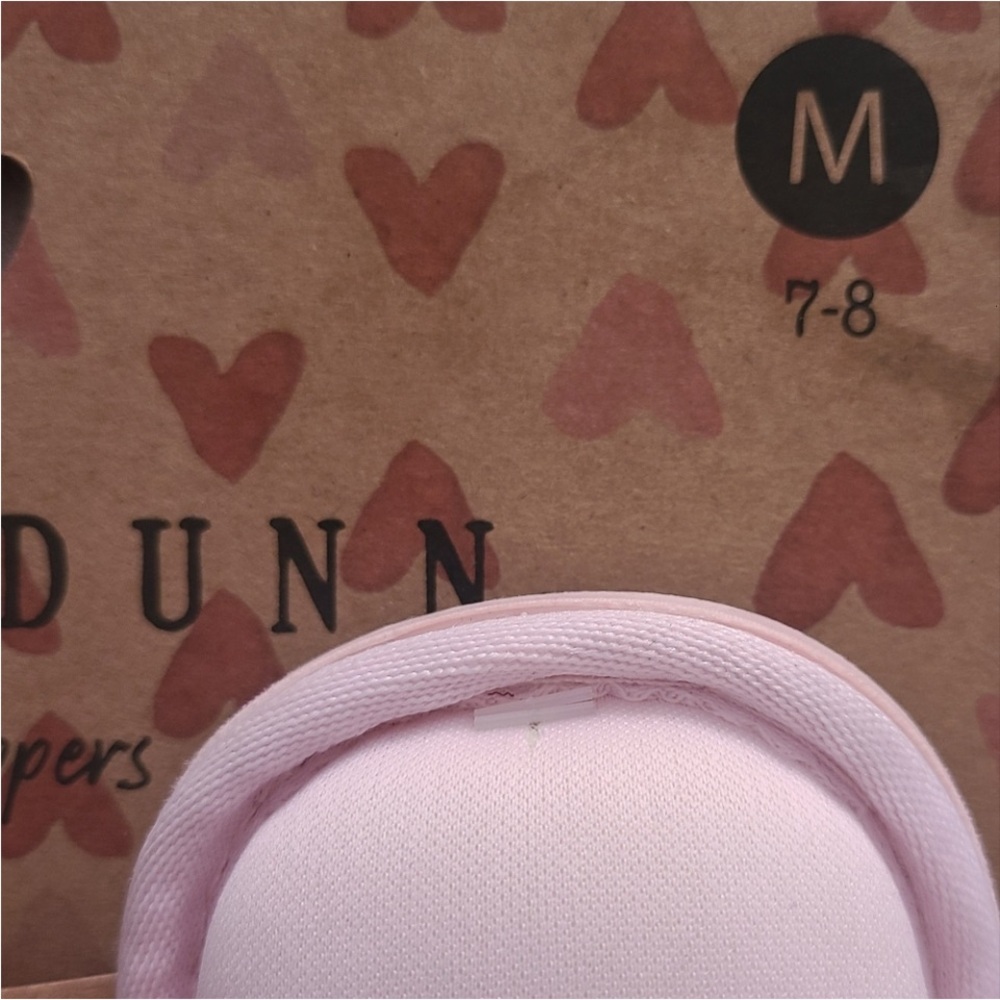 RAE DUNN Women’s slipper fuzzy red slides NWT - Picture 4 of 8
